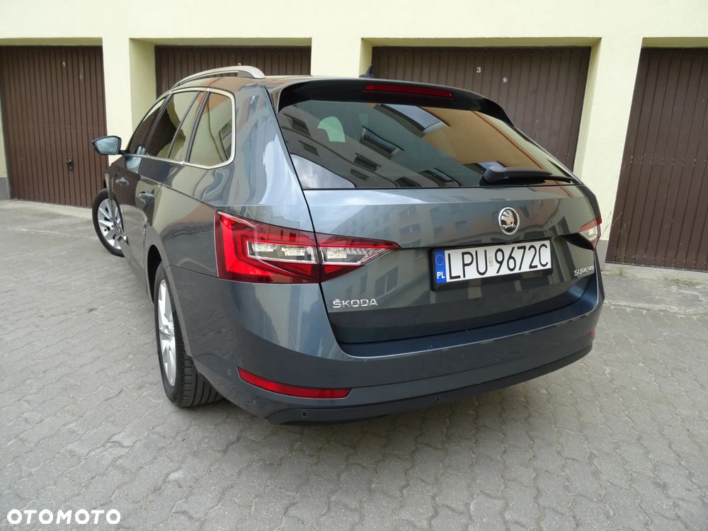 Skoda Superb 1.6 TDI GreenLine - 28