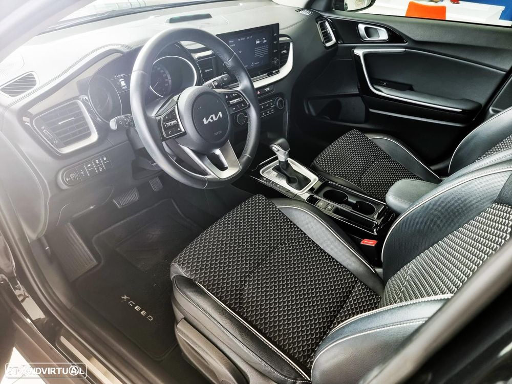 Kia XCeed 1.6 GDi PHEV Drive - 13