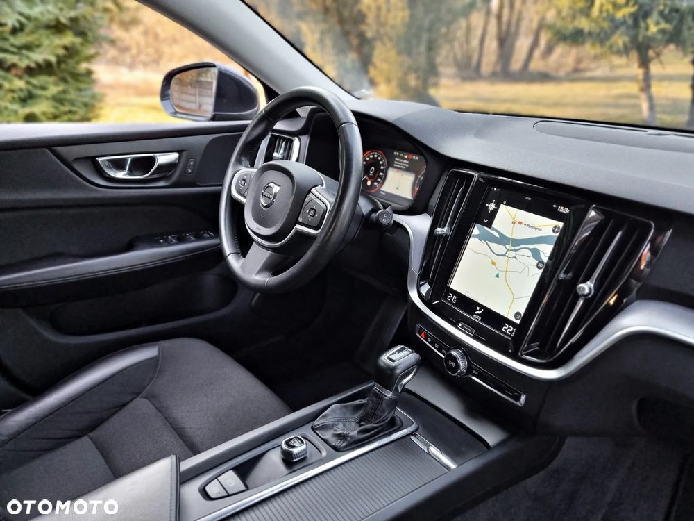 Volvo V60 T5 Geartronic Momentum - 26