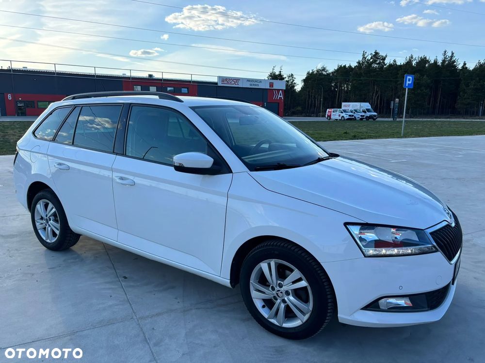 Skoda Fabia 1.0 TSI Ambition - 4