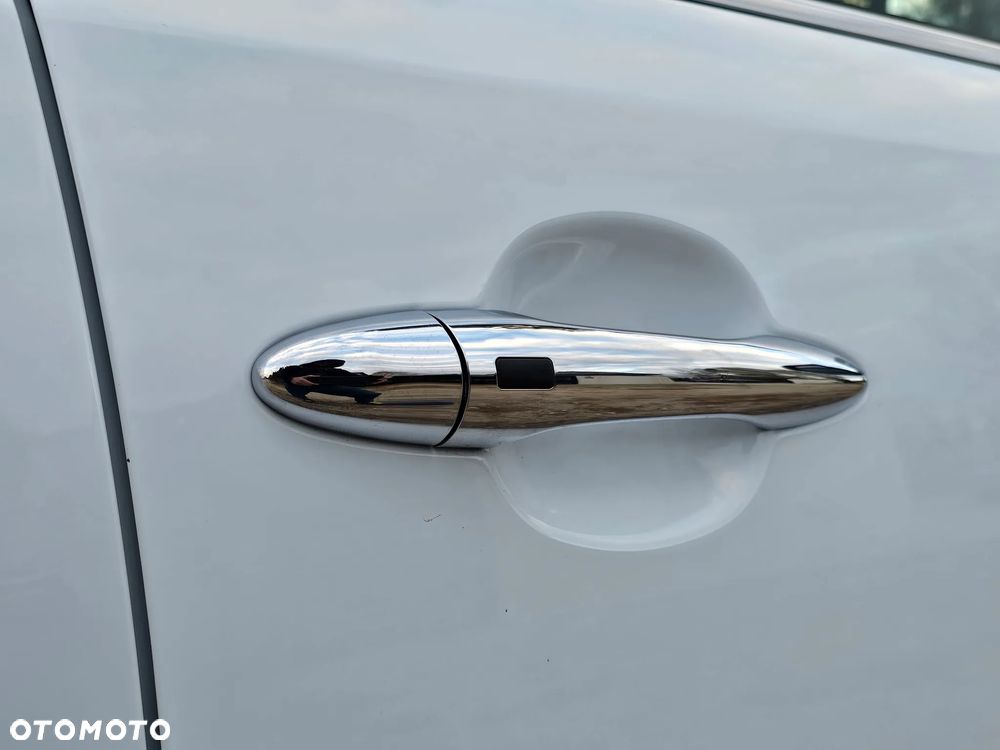 Kia Sportage 2,0 CRDI AWD Dream-Team Edition - 21