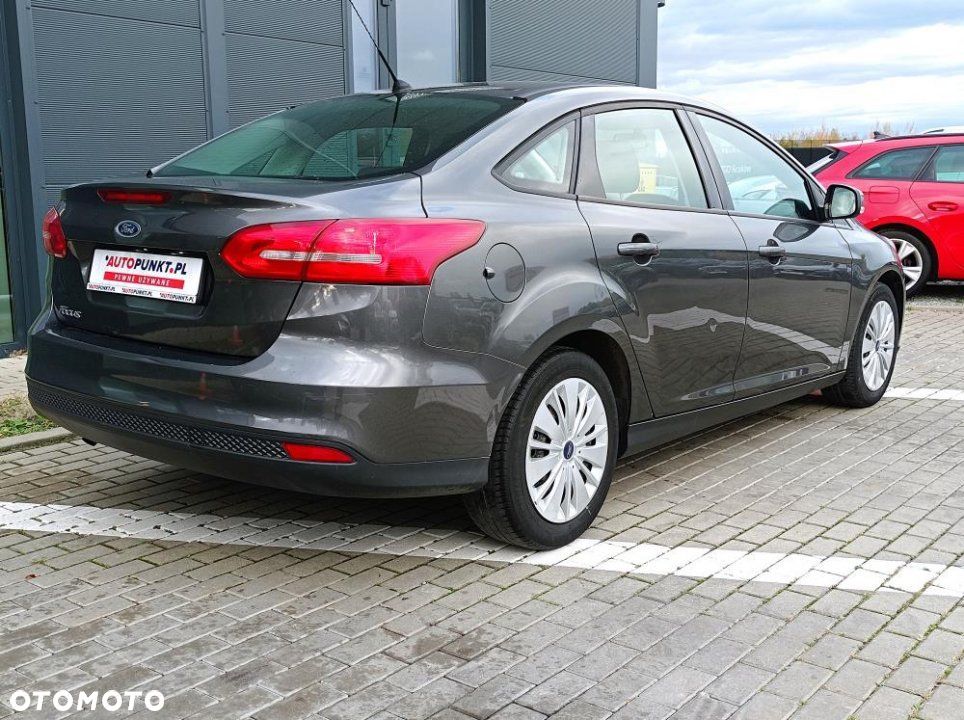 Ford Focus - 4