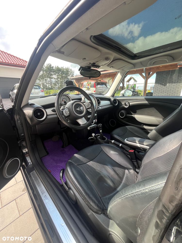 MINI Cooper Standard - 8