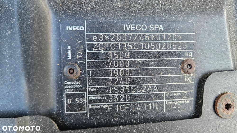 Iveco Daily 35S17 3,0D 170KM I Właściciel L2H2 Średniak Hak 3,5T Webasto Klima Fotel Bujany - 40