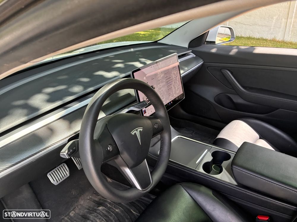 Tesla Model 3 Standard Range Plus RWD - 3