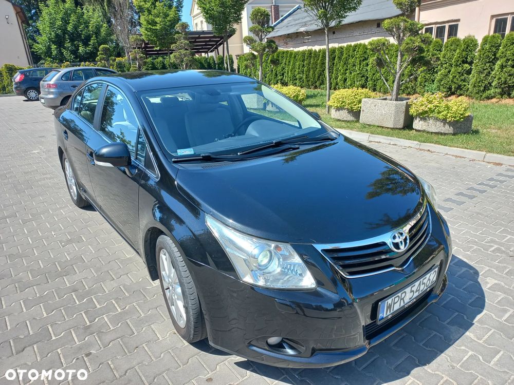 Toyota Avensis 2.0 Sol plus - 4