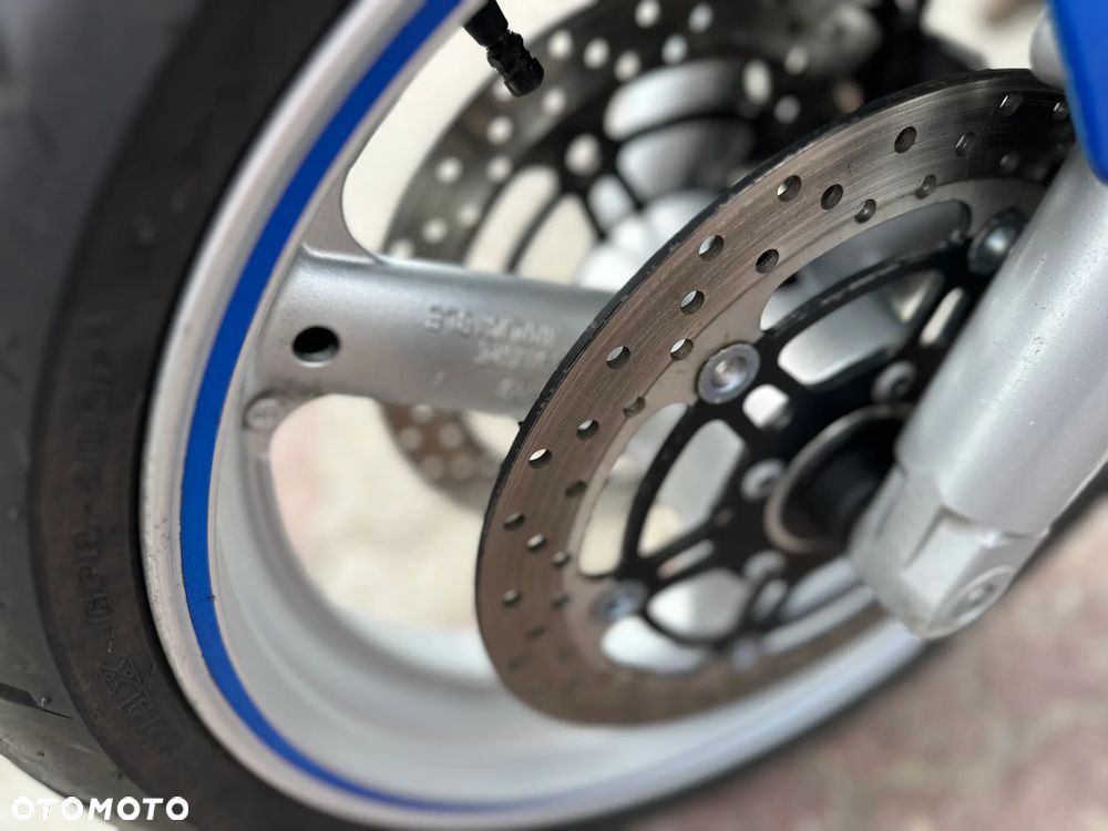 Suzuki SV - 12