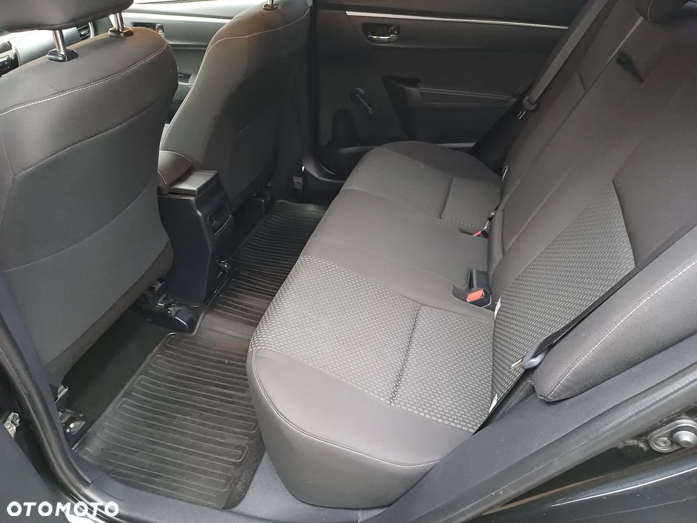 Toyota Corolla 1.6 Comfort - 14