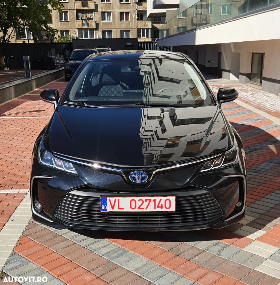 Toyota Corolla 1.8 Hybrid Comfort - 1