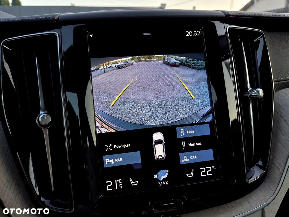 Volvo XC 60 T6 Plug-In Hybrid AWD Inscription - 20