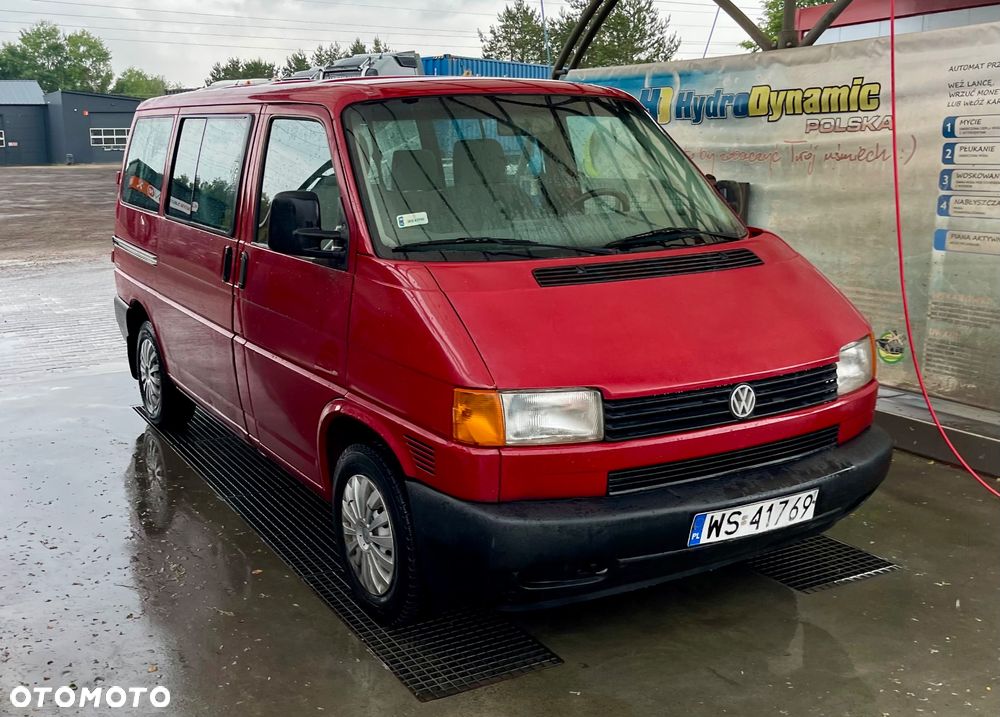 Volkswagen Transporter - 1
