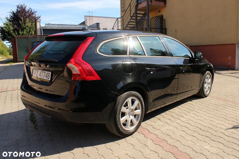 Volvo V60 D2 Kinetic - 10
