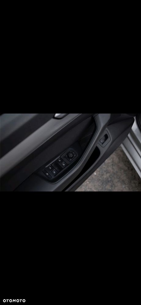 Volkswagen Passat 2.0 TDI (BlueMotion Technology) DSG Highline - 10