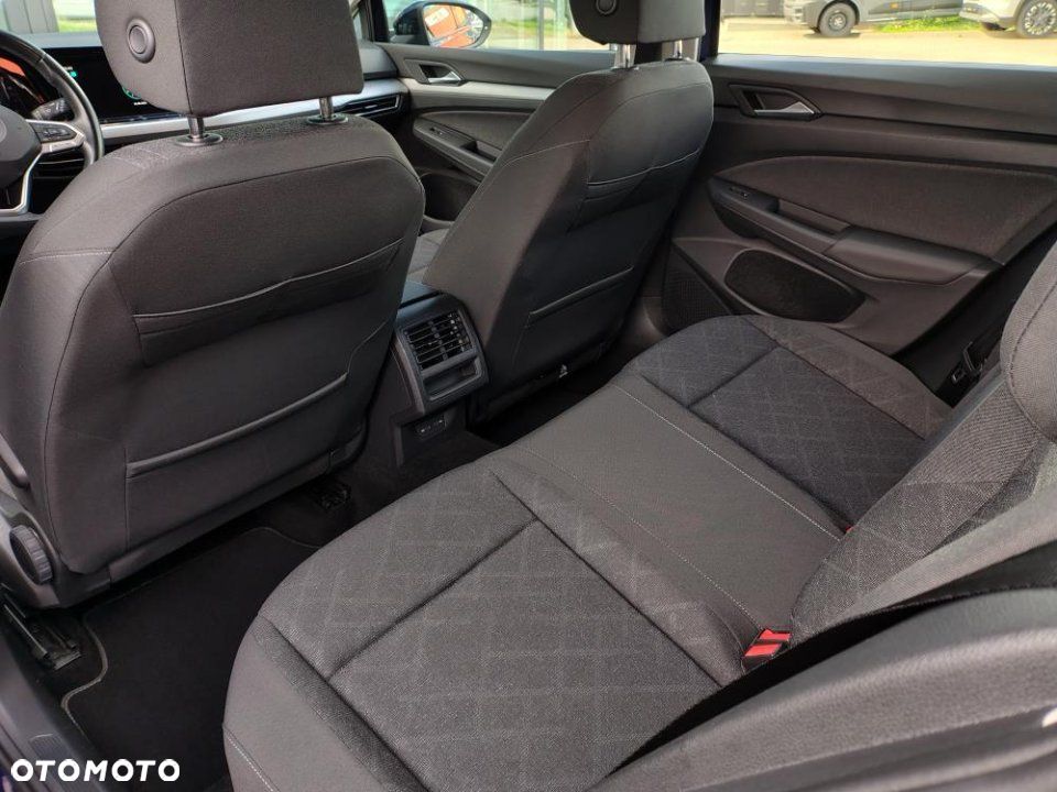 Volkswagen Golf - 14