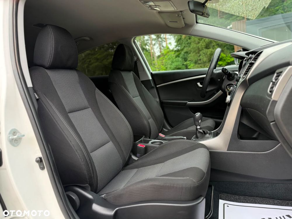 Hyundai i30 1.4 Comfort - 19
