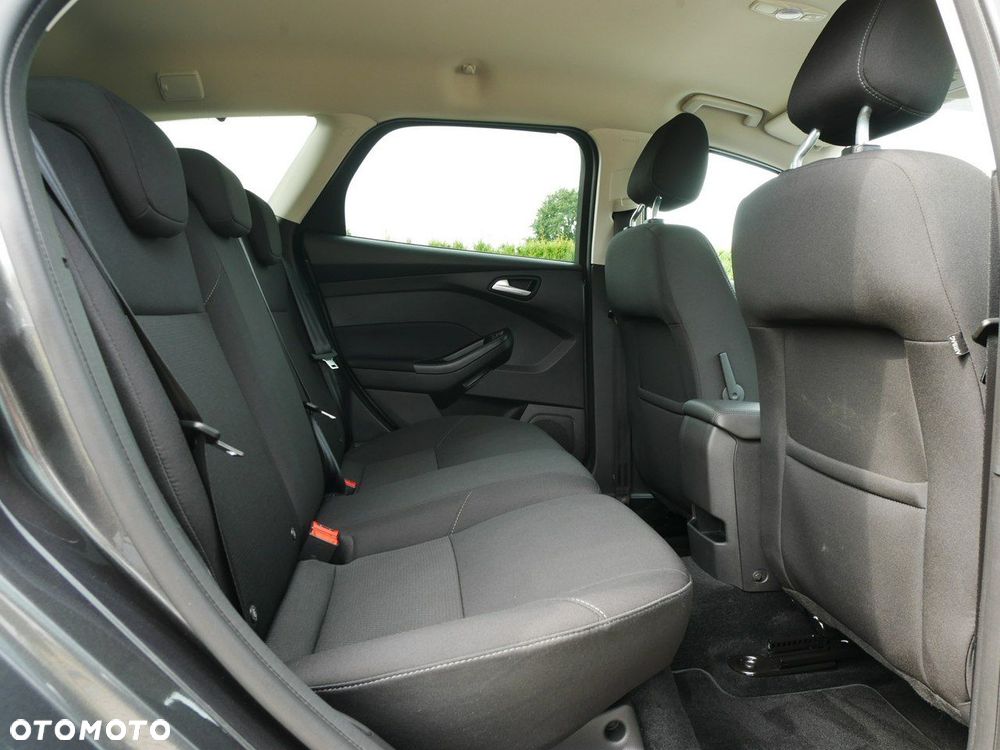 Ford Focus Turnier 1.0 EcoBoost Start-Stopp-System ACTIVE DESIGN - 28