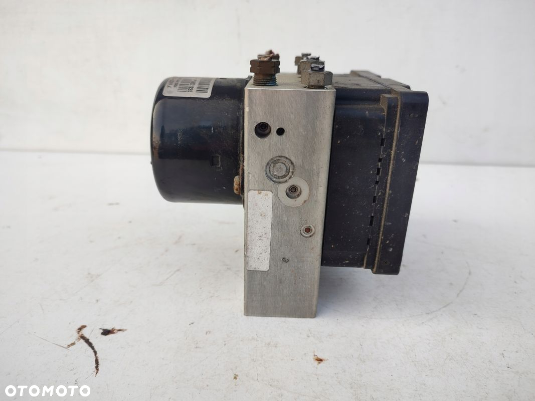 Pompa hamulcowa ABS VOLVO V70 II 2.4D EUROPA 8671224 - 2