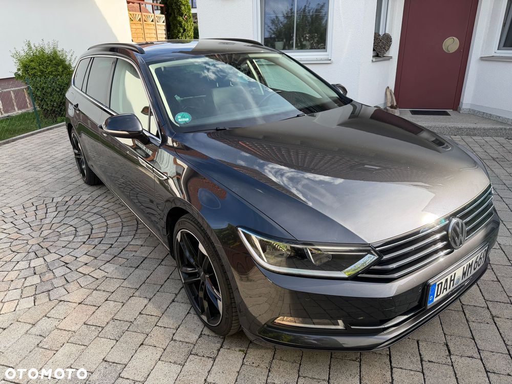 Volkswagen Passat 2.0 TDI (BlueMotion Technology) Highline - 1