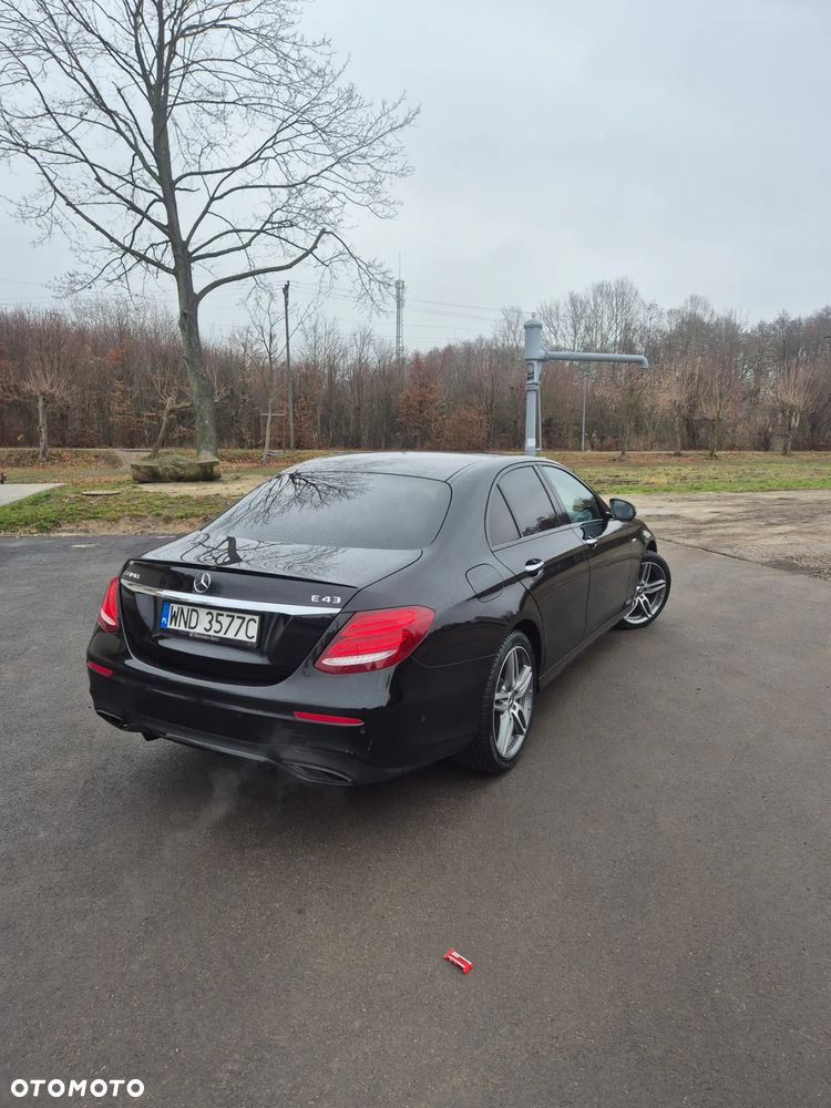 Mercedes-Benz Klasa E - 4