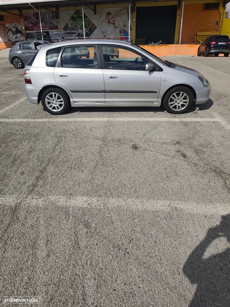 Honda Civic 1.4i S - 3