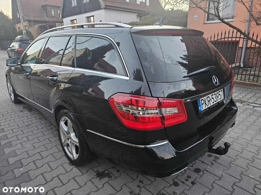 Mercedes-Benz Klasa E 200 CGI BlueEFFICIENCY 7G-TRONIC Avantgarde - 6