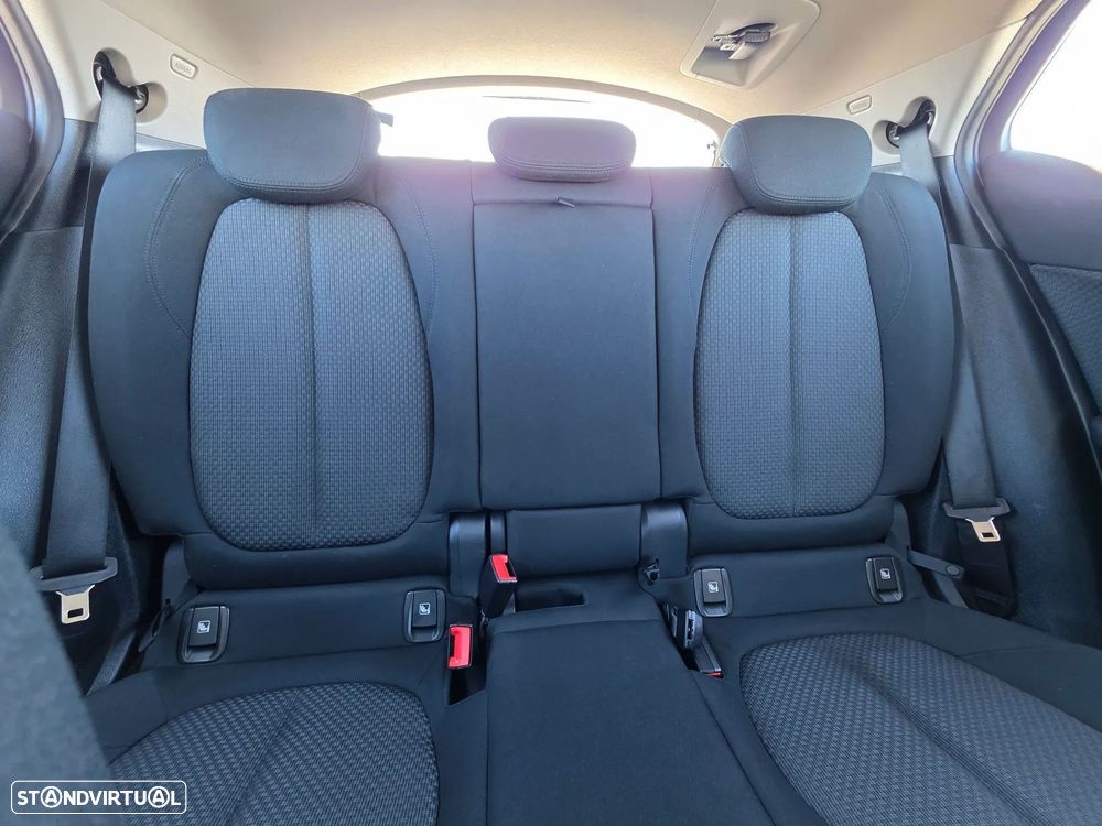 BMW X2 sDrive18i - 10