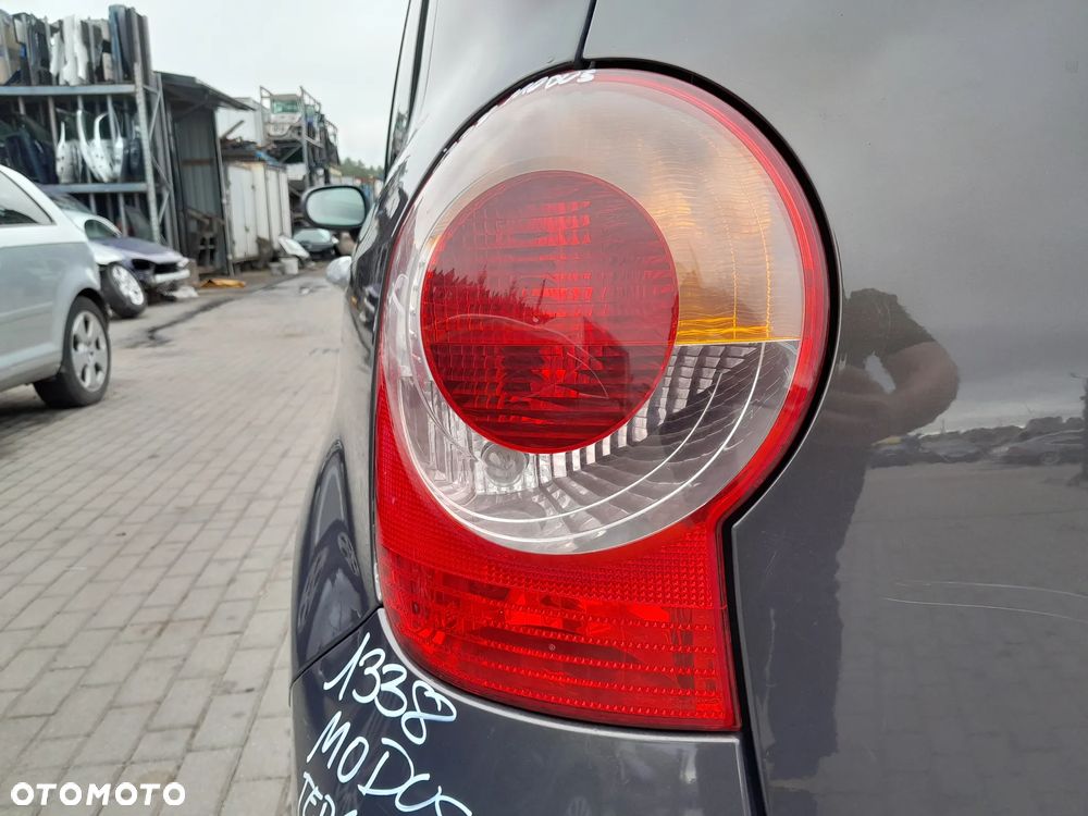 RENAULT MODUS LAMPA TYLNA LEWA W BŁOTNIK - 1