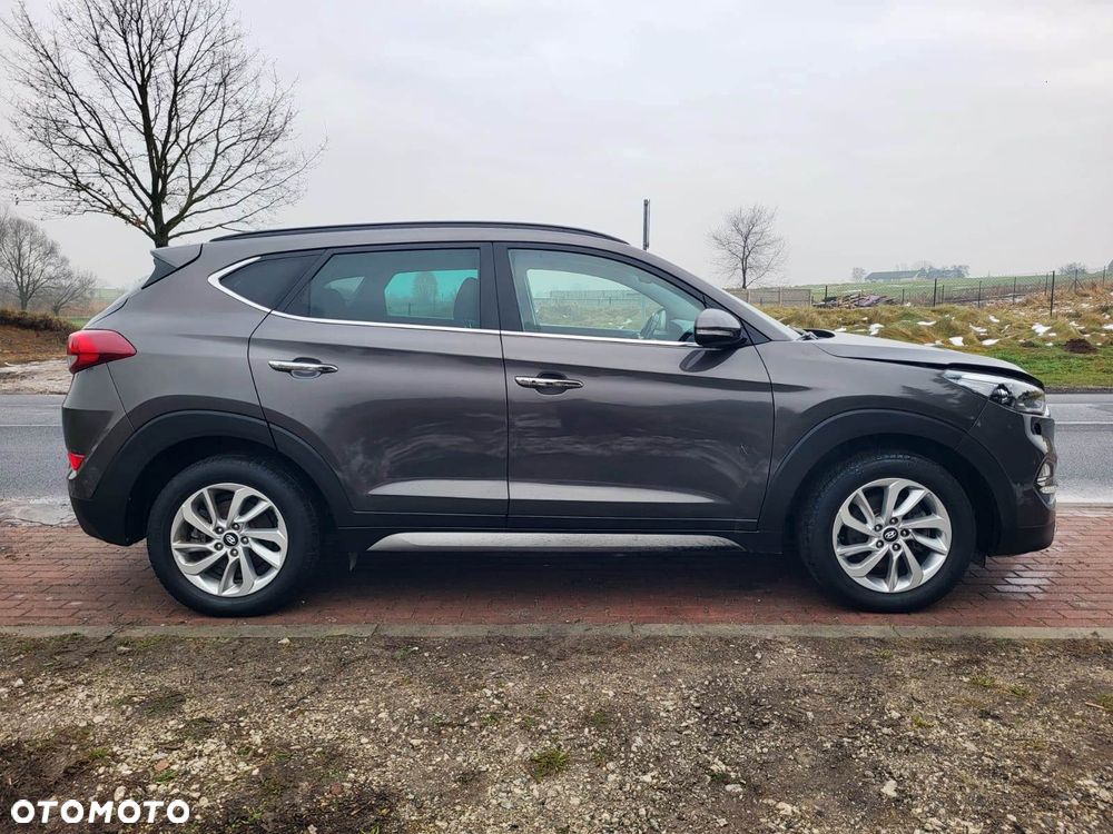 Hyundai Tucson blue 1.7 CRDi 2WD DCT Premium - 3