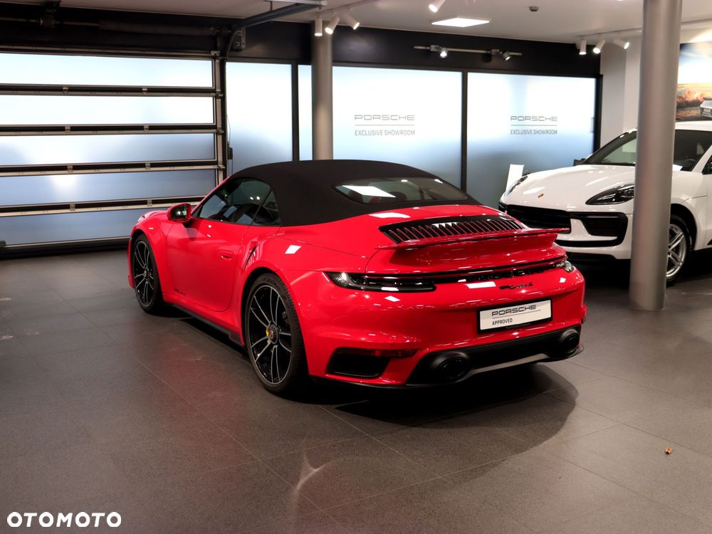 Porsche 911 Turbo S - 5