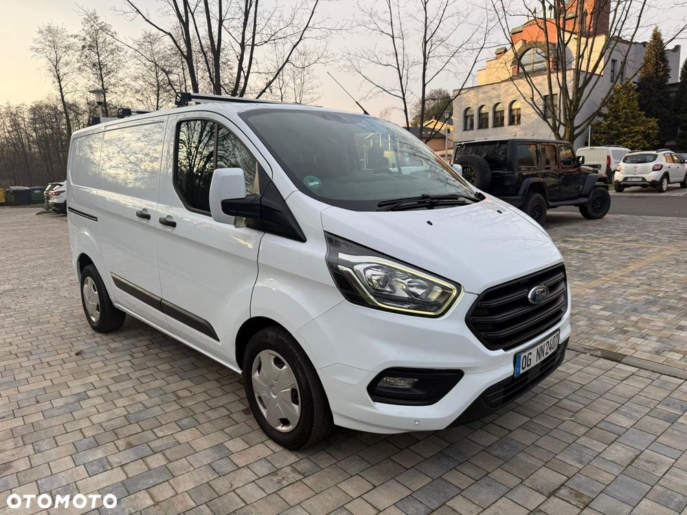 Ford Tranzit Custom - 3