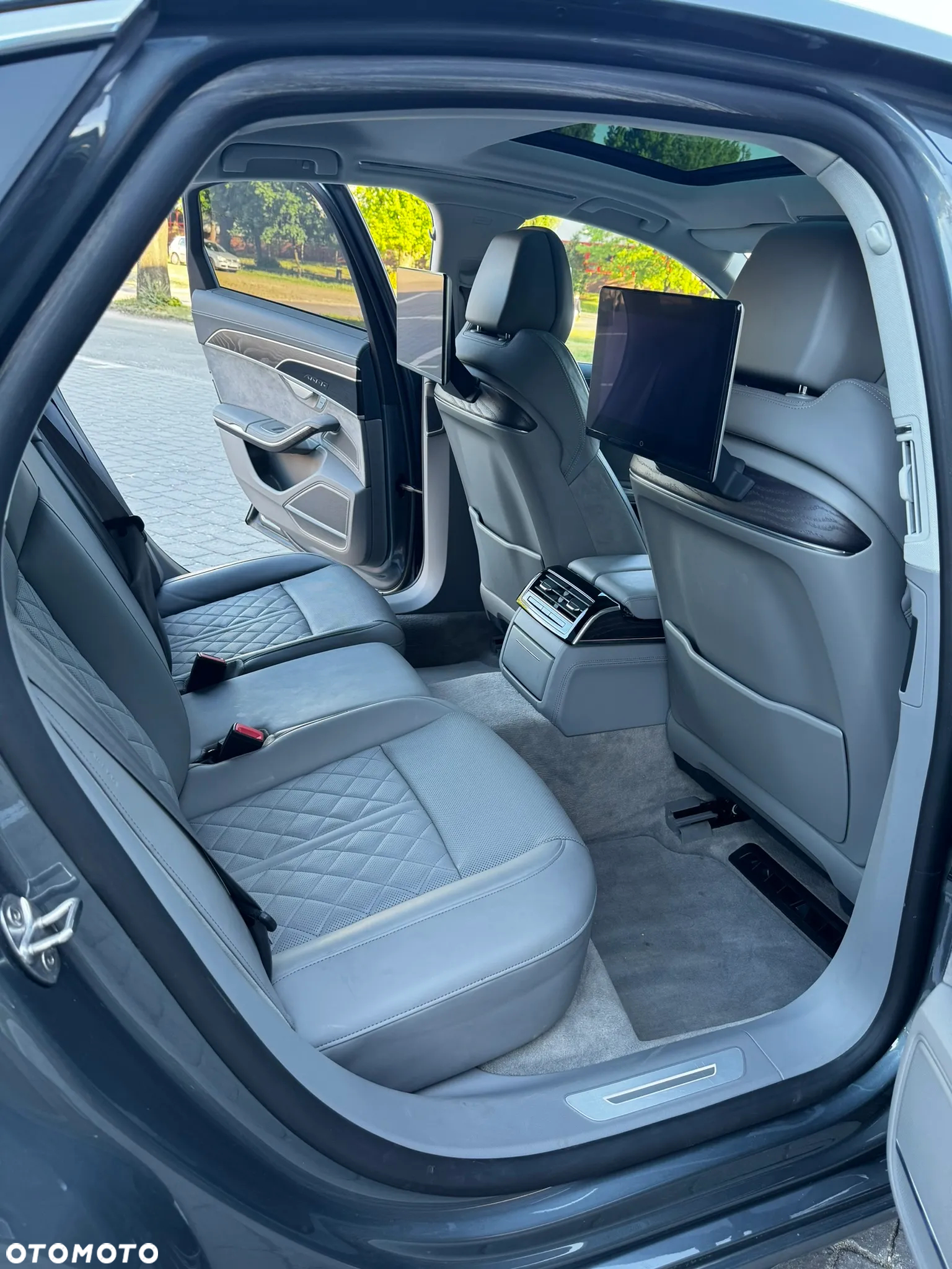 Audi A8 - 20