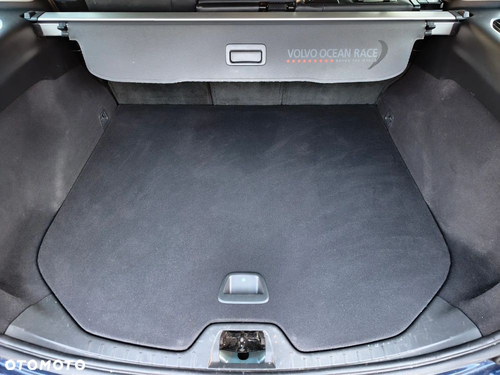 Volvo V60 D2 Drive-E Ocean Race - 23