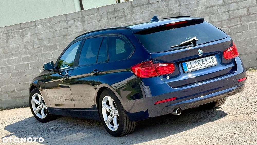 BMW Seria 3 318d DPF Touring Edition Exclusive - 12