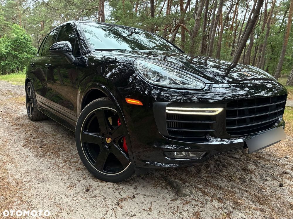 Porsche Cayenne GTS - 3