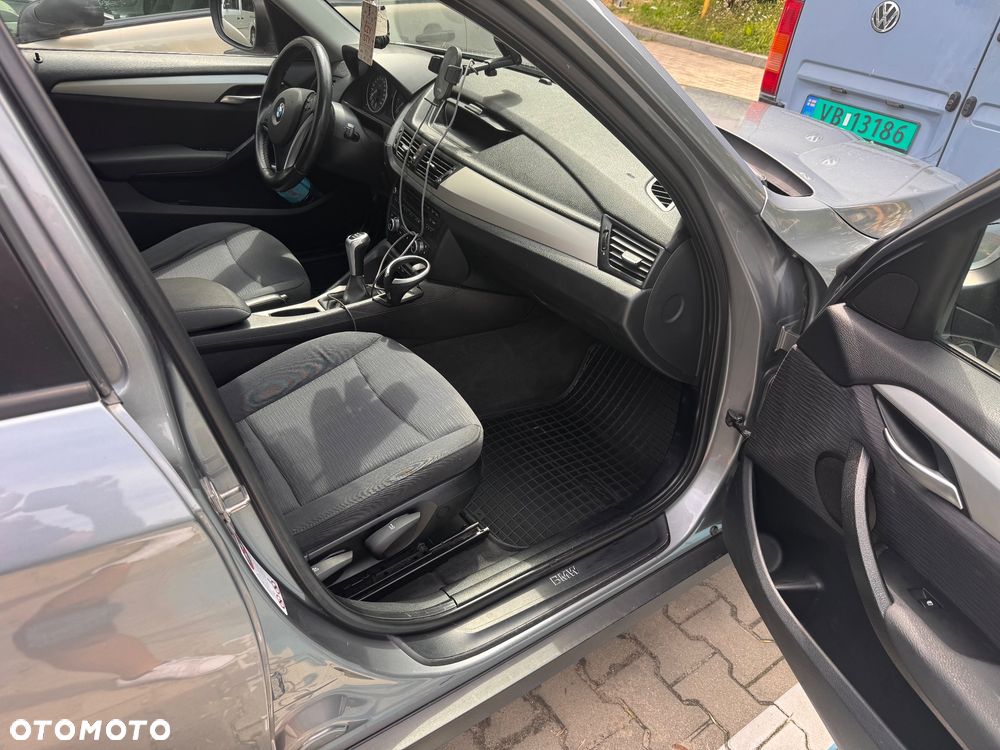 BMW X1 xDrive20d - 16