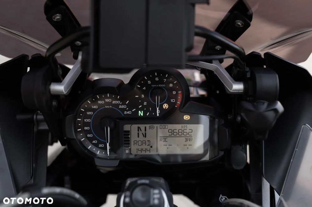 BMW Adventure - 6