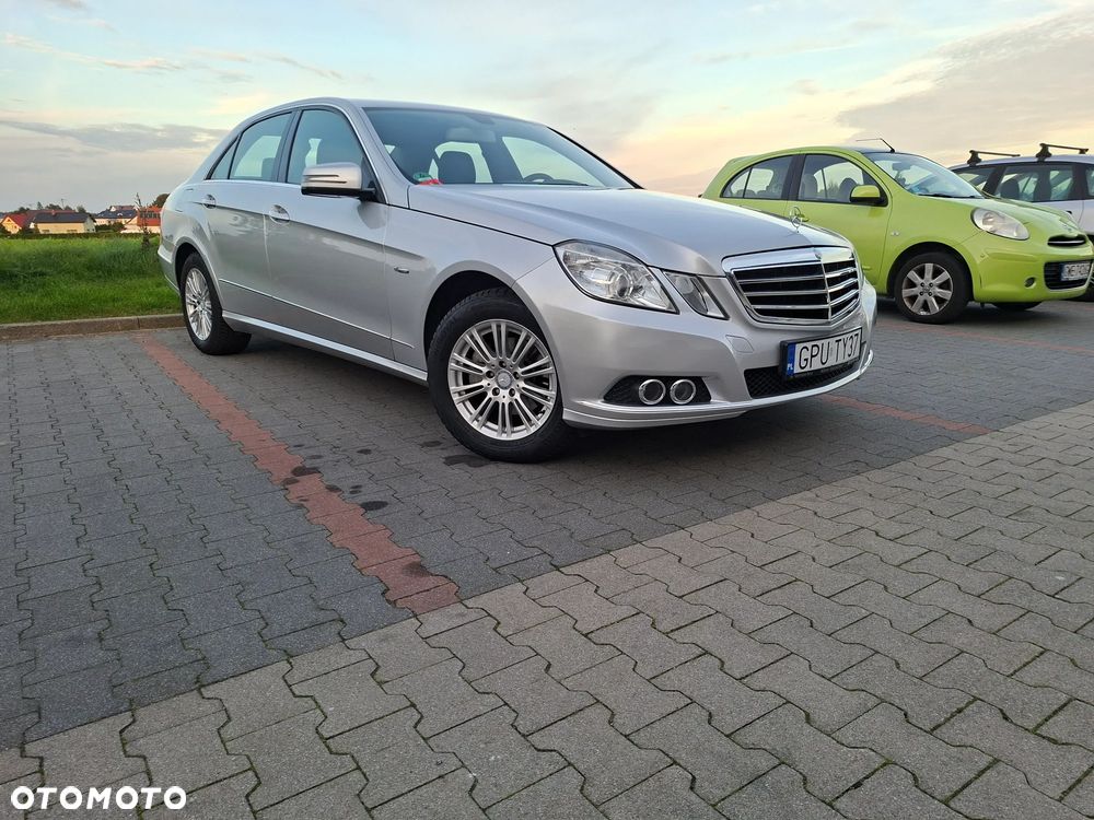 Mercedes-Benz Klasa E - 9