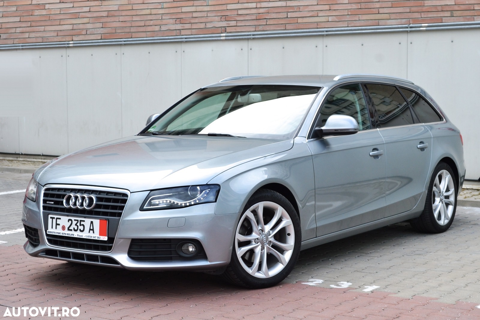 Audi A4 2.0 TDI Quattro Avant - 9