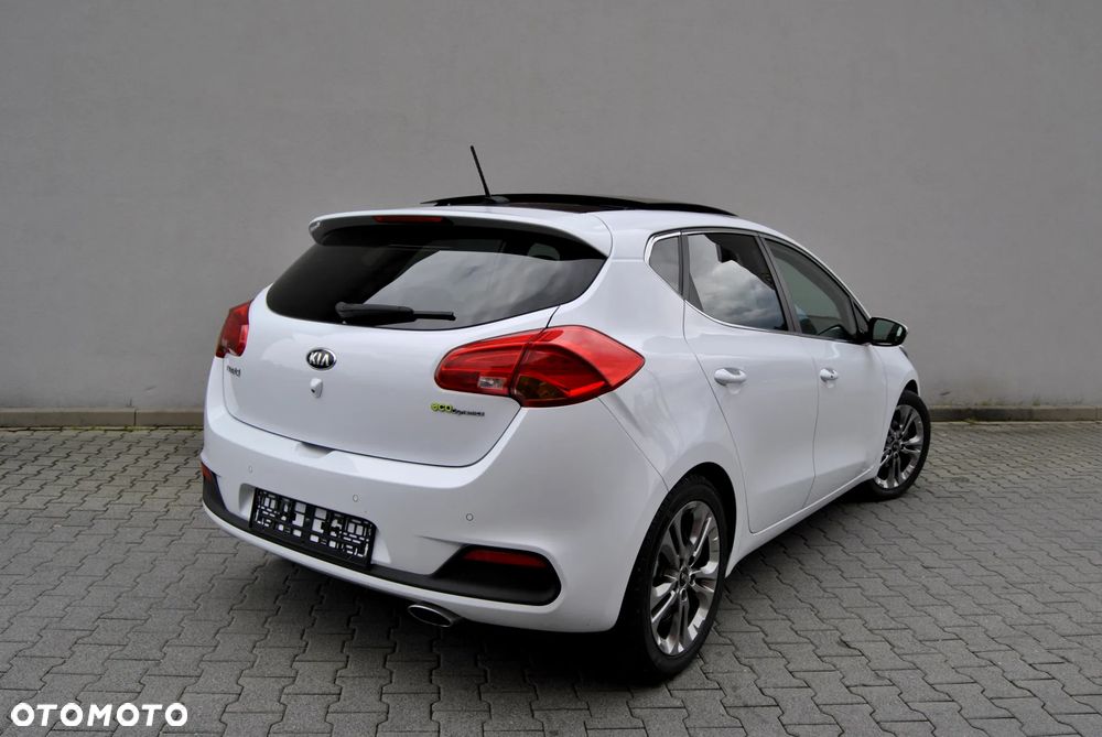 Kia Ceed 1.6 GDI Spirit - 8