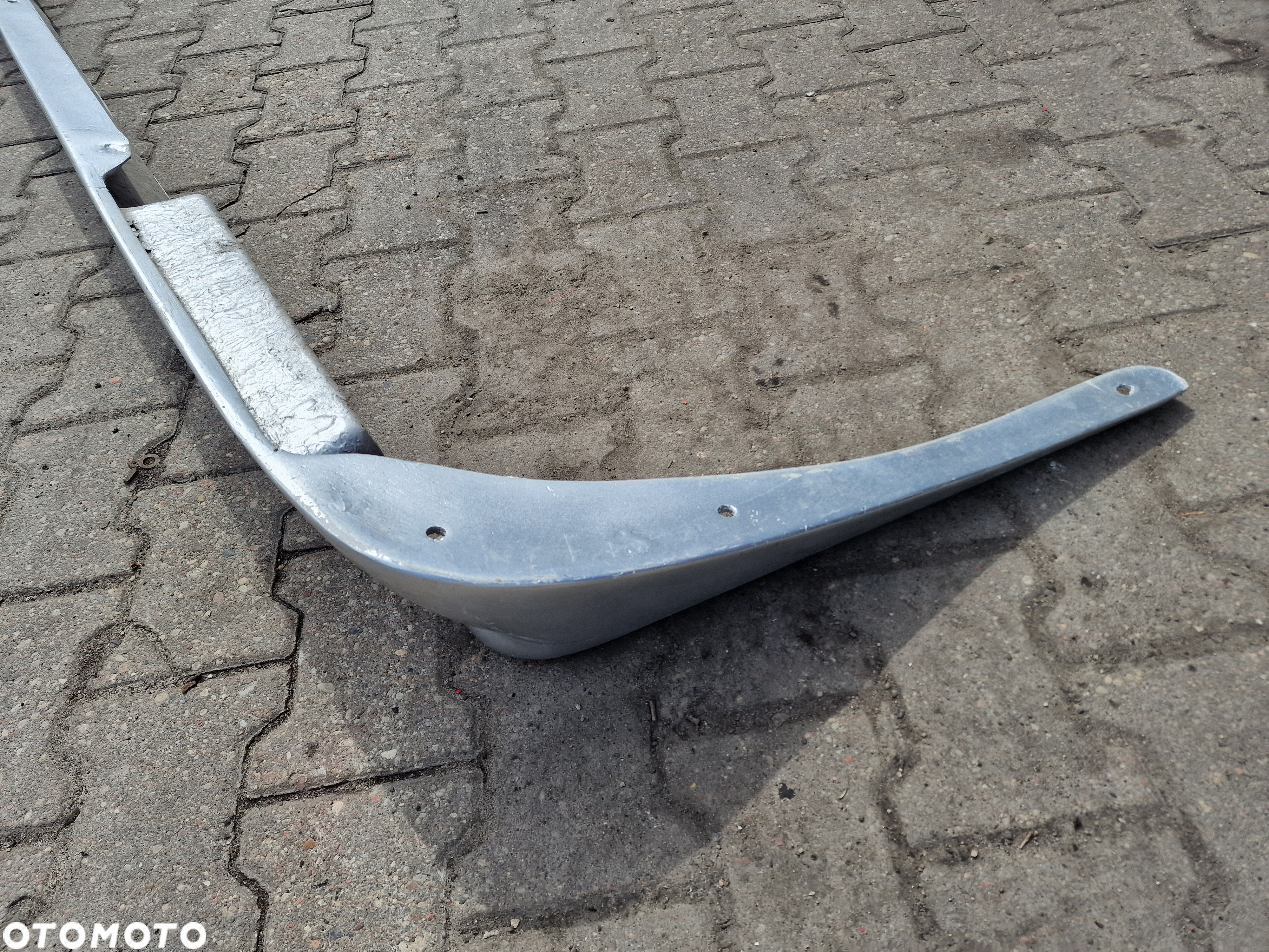 DOKŁADKA POD ZDERZAK DAF, VOLVO - 10