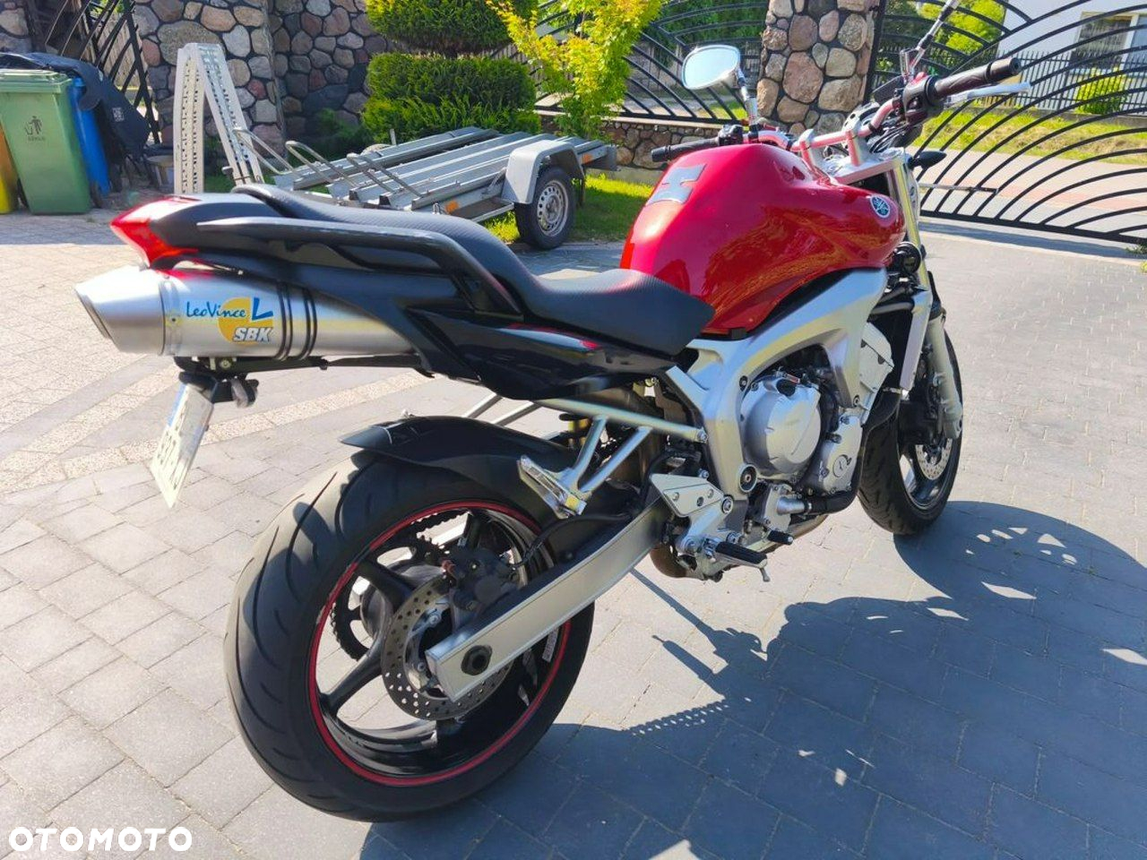 Yamaha FZ - 7