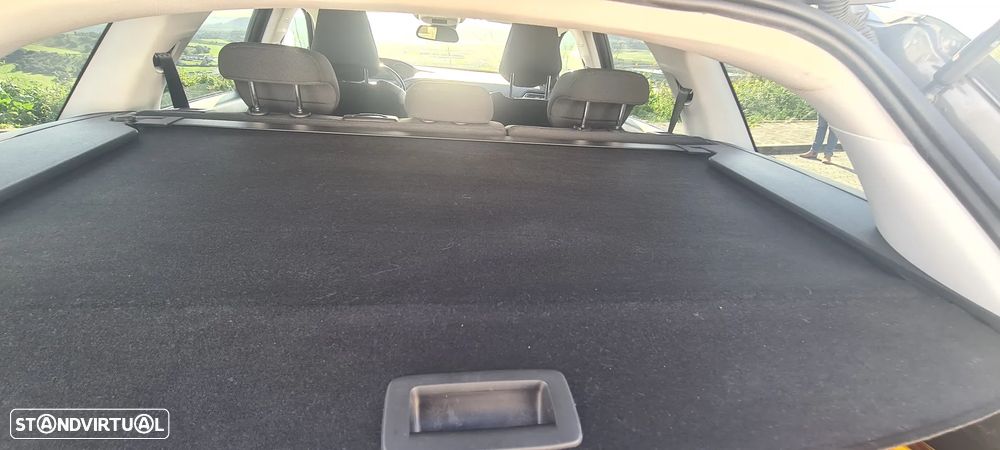 Peugeot 308 SW 1.6 BlueHDi Allure - 23