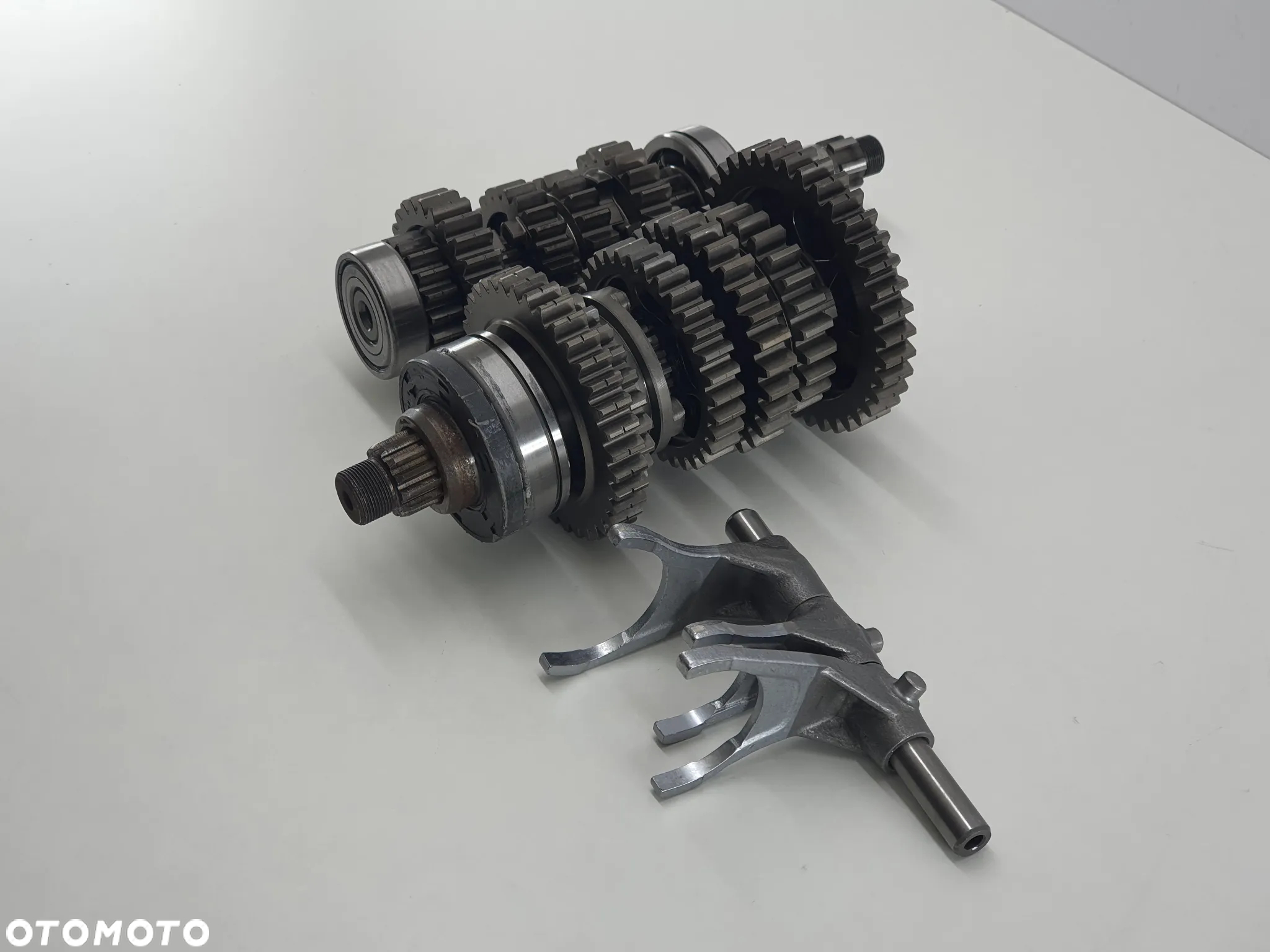 SKRZYNIA BIEGOW WALEK TRYB WODZIK BENELLI 302 - 2