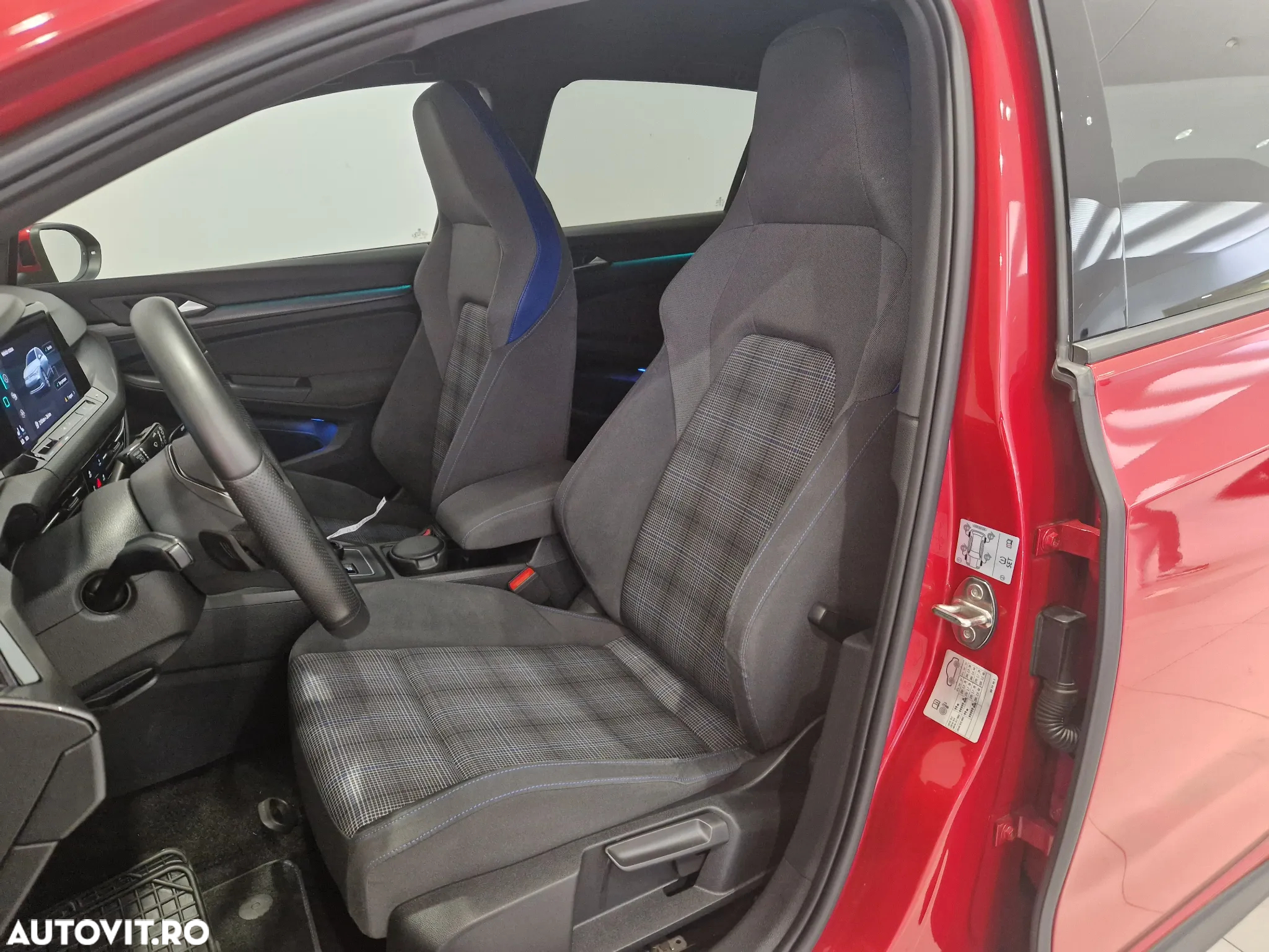 Volkswagen Golf GTE - 11