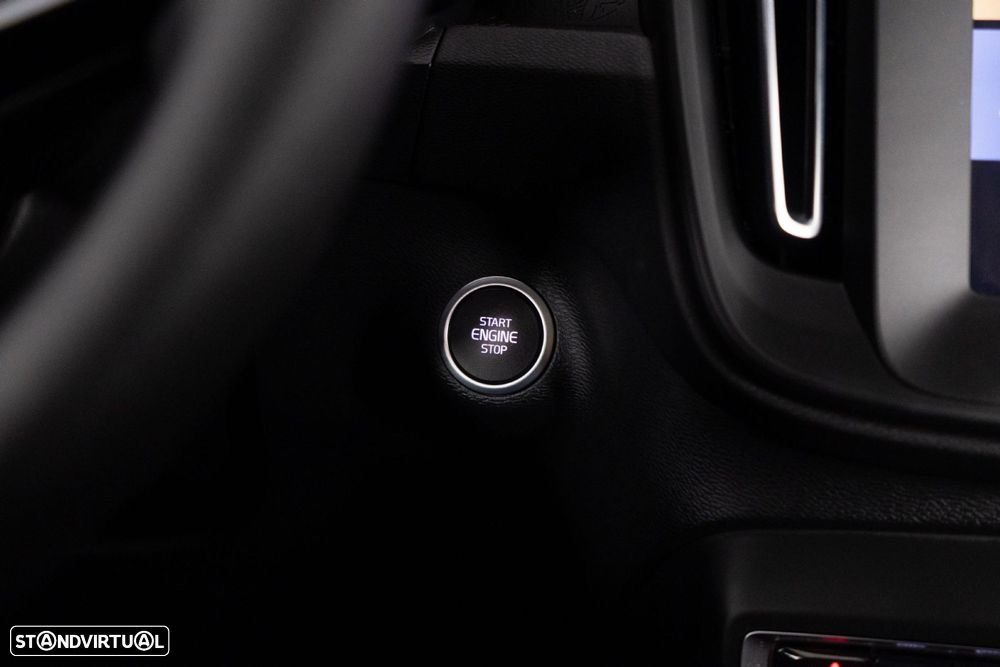 Volvo XC 40 1.5 T4 PHEV Essential - 28