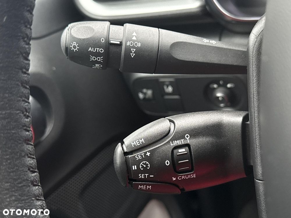 Citroën C3 1.2 PureTech GPF Shine S&S - 17