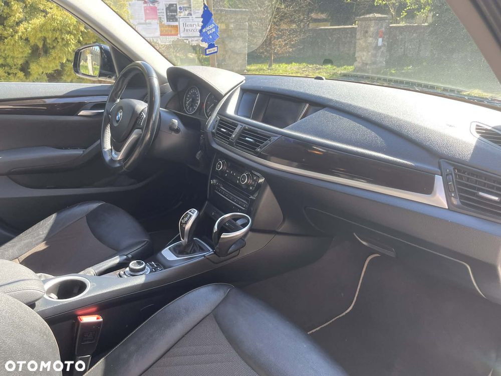 BMW X1 sDrive18d xLine - 18