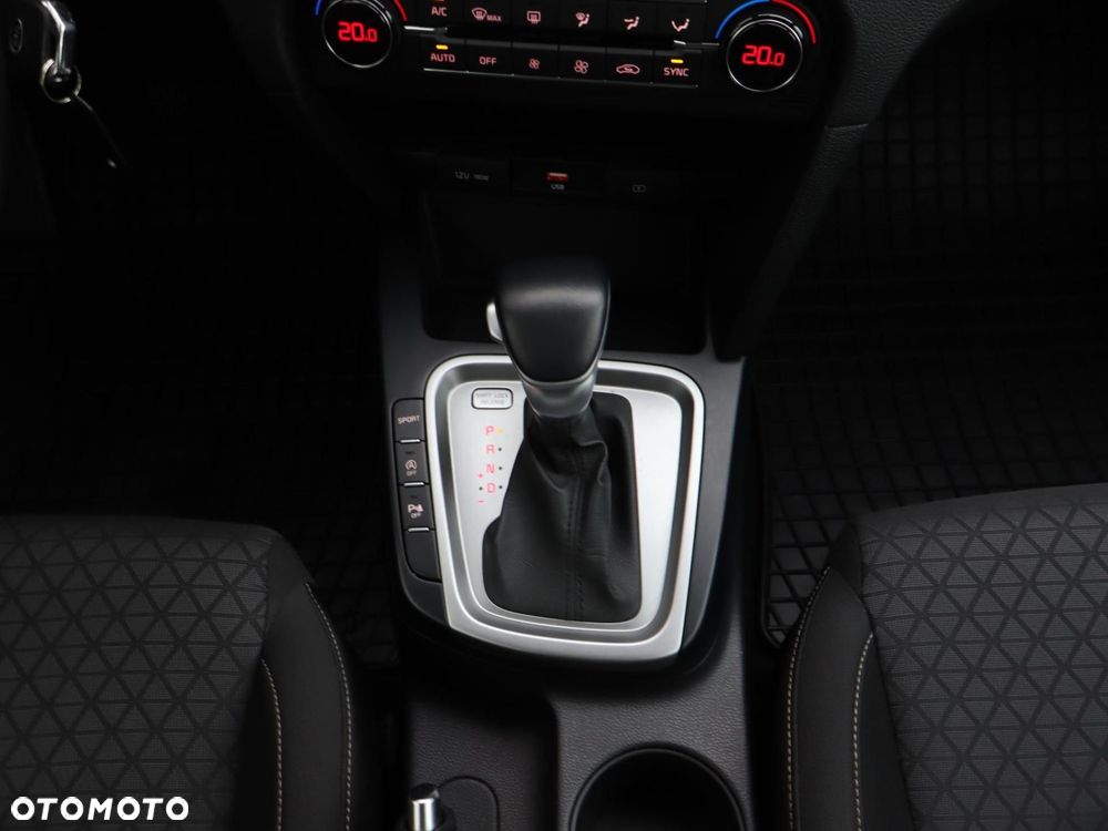 Kia Ceed 1.4 T-GDI M DCT - 14