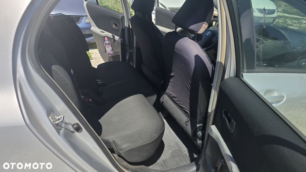 Toyota Yaris 1.0 Luna - 17