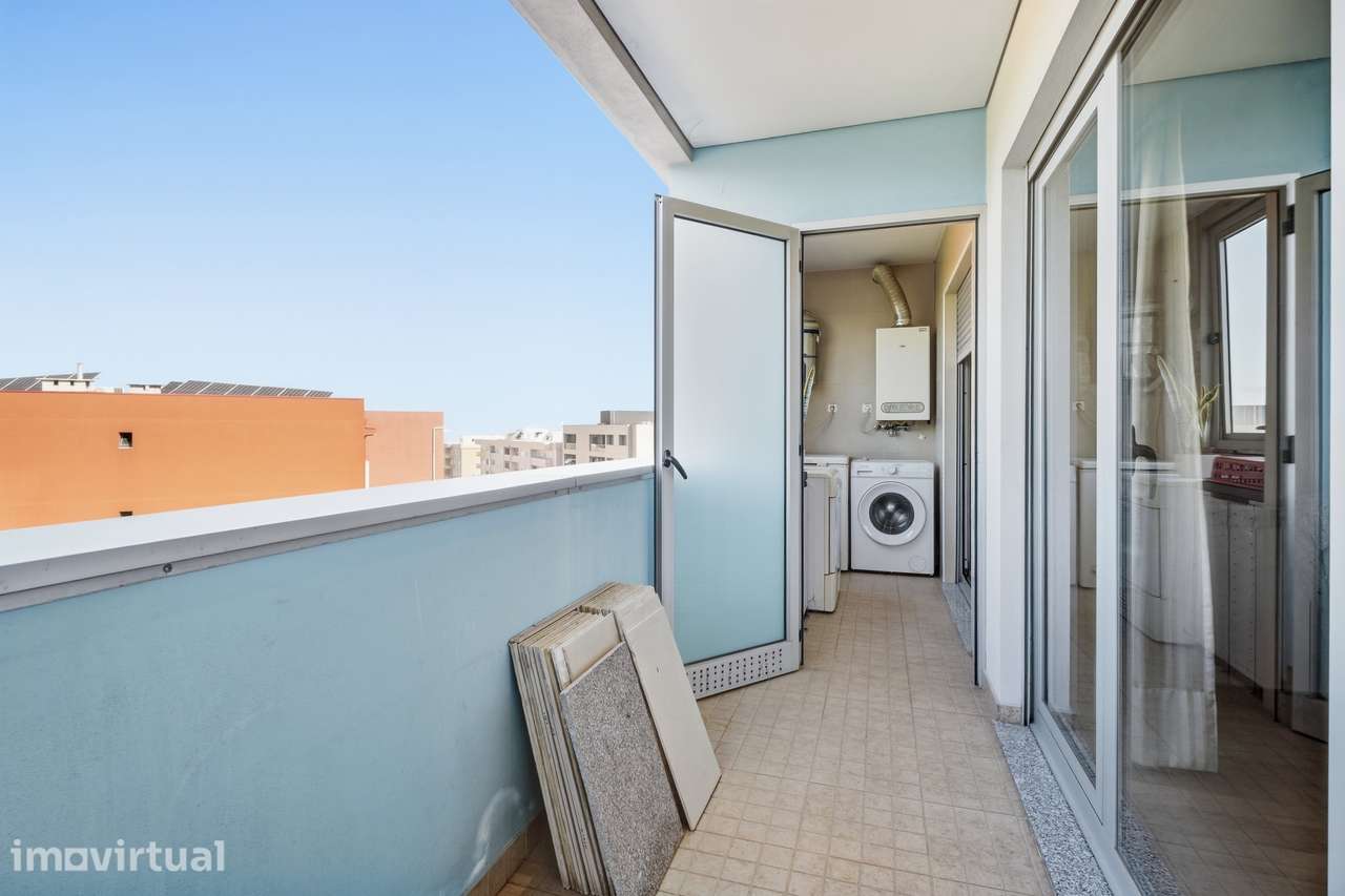 Apartamento T3 para venda na Rua Dr. Edgardo Sá Malheiro, Braga - Grande imagem: 5/18